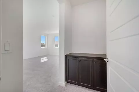 Entry Way - 2558 Lavender Pl, Fairfield, CA 94533 photo 5 of 7