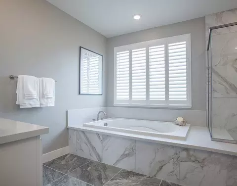 Bath - 2558 Lavender Pl, Fairfield, CA 94533 photo 7 of 8