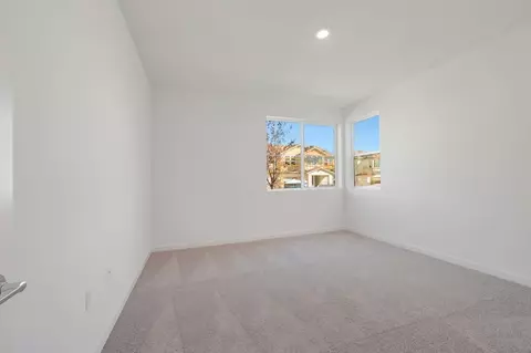 Bedroom - 2558 Lavender Pl, Fairfield, CA 94533 photo 4 of 13
