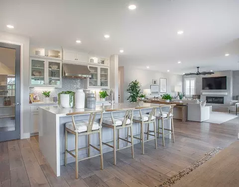 Kitchen - 2558 Lavender Pl, Fairfield, CA 94533 photo 6 of 6
