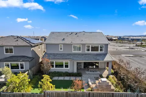 Exterior - 2558 Lavender Pl, Fairfield, CA 94533 photo 13 of 14