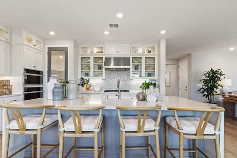 Kitchen - 2558 Lavender Pl, Fairfield, CA 94533 photo 3 of 6