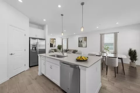 Kitchen - 1719 Columbus Path, Saint Cloud, FL 34771 photo 6 of 8