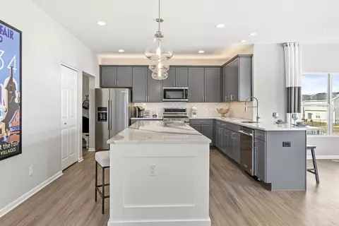 Kitchen - 3102 E 104th Pl, Crown Point, IN 46307 photo 1 of 5