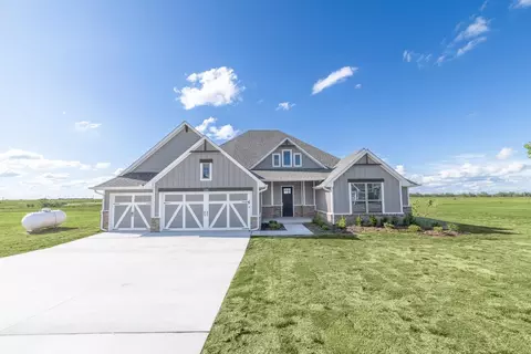 10237 Acorn Ridge Rd, Edmond, OK 73034