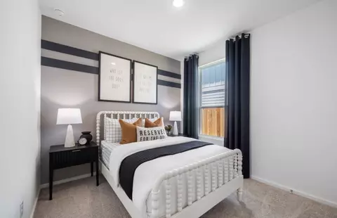 Bedroom - 23131 Daftmill Dr, Waller, TX 77484 photo 7 of 9