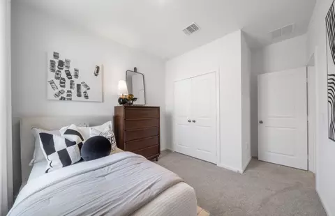 Bedroom - 23131 Daftmill Dr, Waller, TX 77484 photo 8 of 9