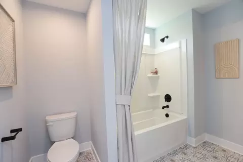 Bath - 300 Lomond Loop, Chesapeake, VA 23322 photo 7 of 17
