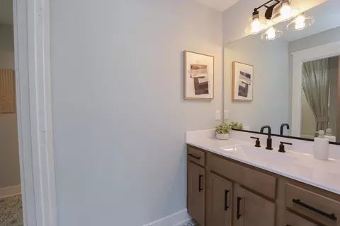 Bath - 300 Lomond Loop, Chesapeake, VA 23322 photo 6 of 17