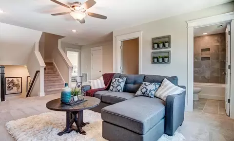 Entry Way - 300 Lomond Loop, Chesapeake, VA 23322 photo 11 of 13