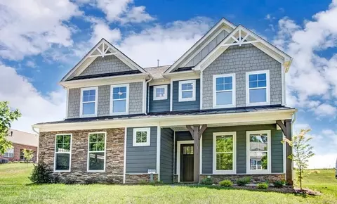 Exterior - 300 Lomond Loop, Chesapeake, VA 23322 photo 18 of 21