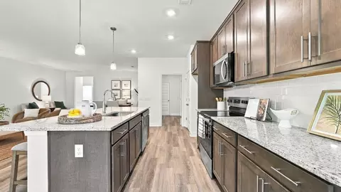 Kitchen - 185 Buckeye Rd, Guyton, GA 31312 photo 4 of 7