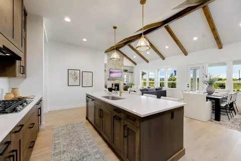 Kitchen - 6983 W Tolland St, Eagle, ID 83616 photo 4 of 5