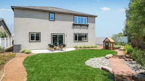 Exterior - 1303 Braided Mane Dr, San Jacinto, CA 92582 photo 3 of 4