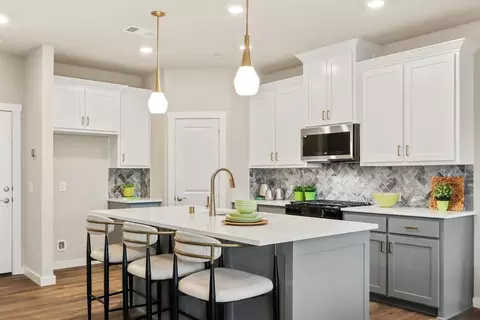 1718 Heatherwood Dr, Melissa, TX 75454