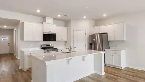 Kitchen - 314 Sweetspire St, Moncks Corner, SC 29461 photo 3 of 8
