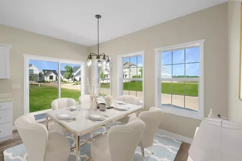 Dining - 7 Willow Way, Ottawa, IL 61350 photo 3 of 3