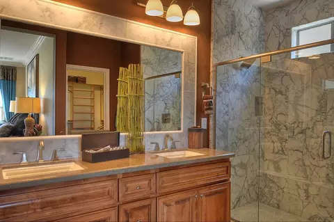 Bath - 1035 E Combs Rd, Queen Creek, AZ 85140 photo 1 of 1
