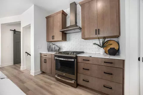 Kitchen - 10883 Verdant Dr, Allendale, MI 49401 photo 2 of 2