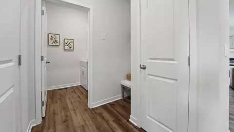 Entry Way - 2110 Creek View Ln, Raymore, MO 64083 photo 3 of 4