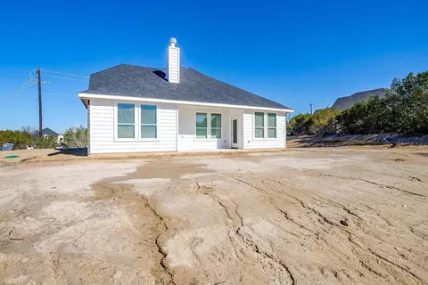Exterior - Springfield Rd, Springtown, TX 76082 photo 8 of 13