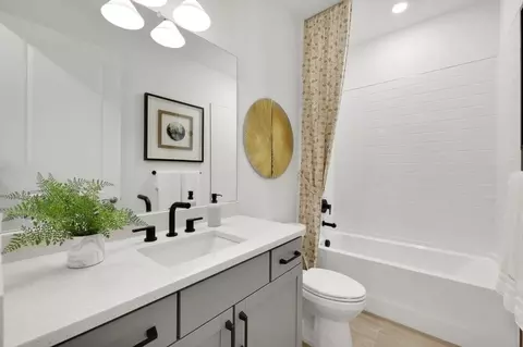 Bath - 7495 Sea Manatee St, Parrish, FL 34219 photo 1 of 3