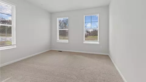 Bedroom - 1566 Bentstalk Dr, Frederick, MD 21703 photo 7 of 17