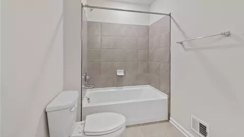 Bath - 1566 Bentstalk Dr, Frederick, MD 21703 photo 1 of 9