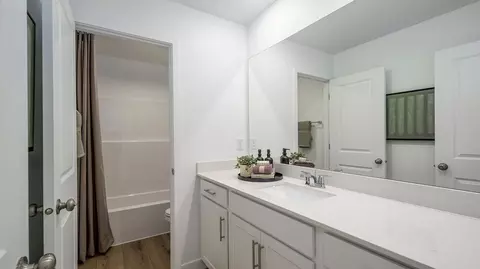 Bath - 1563 N 1400 E, Spanish Fork, UT 84660 photo 3 of 5