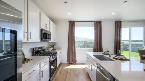 Kitchen - 1563 N 1400 E, Spanish Fork, UT 84660 photo 2 of 4