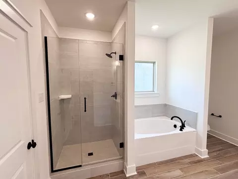 Bath - 19 Chirp Ln, Freeport, FL 32439 photo 2 of 2
