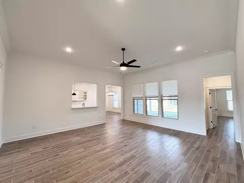 Living - 19 Chirp Ln, Freeport, FL 32439 photo 2 of 2