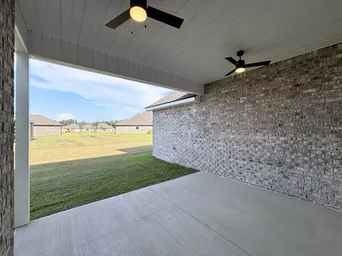 Exterior - 19 Chirp Ln, Freeport, FL 32439 photo 4 of 5