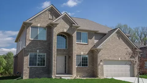 Glasgow Drive, Chesterfield Township, MI 48047