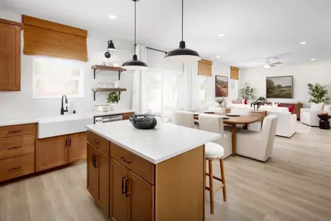 Kitchen - 2118 E Norberry Dr, Lancaster, CA 93535 photo 2 of 4