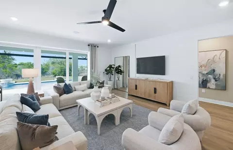 Living - 616 Cotella Cv, Bradenton, FL 34212 photo 2 of 4