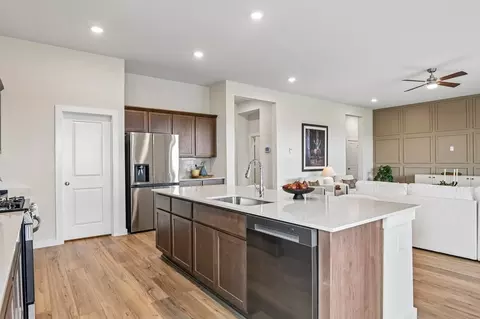 Kitchen - 715 Carson Dr, Forney, TX 75126 photo 9 of 14