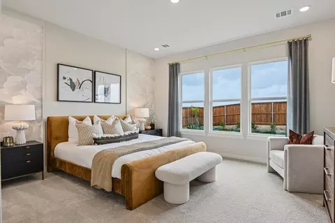 Bedroom - 715 Carson Dr, Forney, TX 75126 photo 11 of 28
