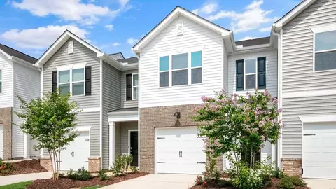 131 Starlight St, Sanford, NC 27330