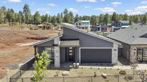 Exterior - 2604 S Gamma Loop, Flagstaff, AZ 86001 photo 4 of 6