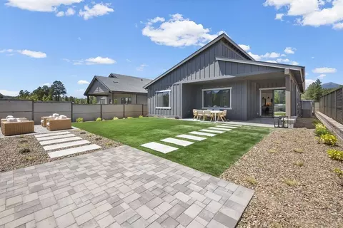 Exterior - 2604 S Gamma Loop, Flagstaff, AZ 86001 photo 5 of 6