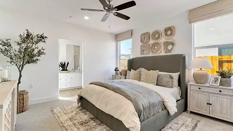Bedroom - Mccutchen Rd & Progress Rd, Bakersfield, CA 93311 photo 1 of 6