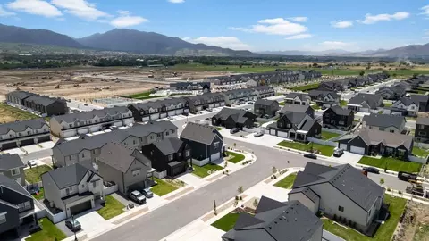 View/Area - 2007 E Corriente Dr #342, Salem, UT 84653 photo 11 of 24