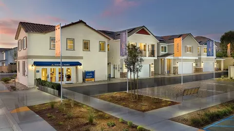 33535 Mission Trl UNIT 60, Wildomar, CA 92595