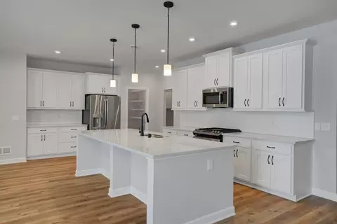 Kitchen - 20117 79th Ave, Corcoran, MN 55340 photo 1 of 3