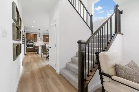 Entry Way - 2039 Windswept Farms Dr, Eureka, MO 63025 photo 1 of 11