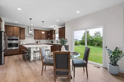 Dining - 2039 Windswept Farms Dr, Eureka, MO 63025 photo 1 of 3