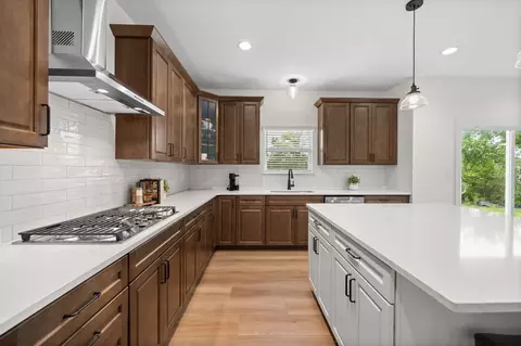 Kitchen - 2039 Windswept Farms Dr, Eureka, MO 63025 photo 6 of 17