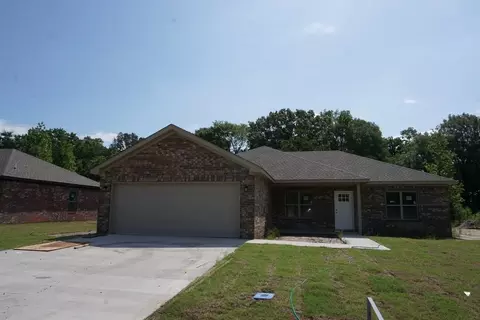 5400 Lotus St, Jonesboro, AR 72404
