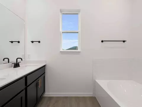 Bath - 3993 Olin Way, Celina, TX 75009 photo 5 of 6